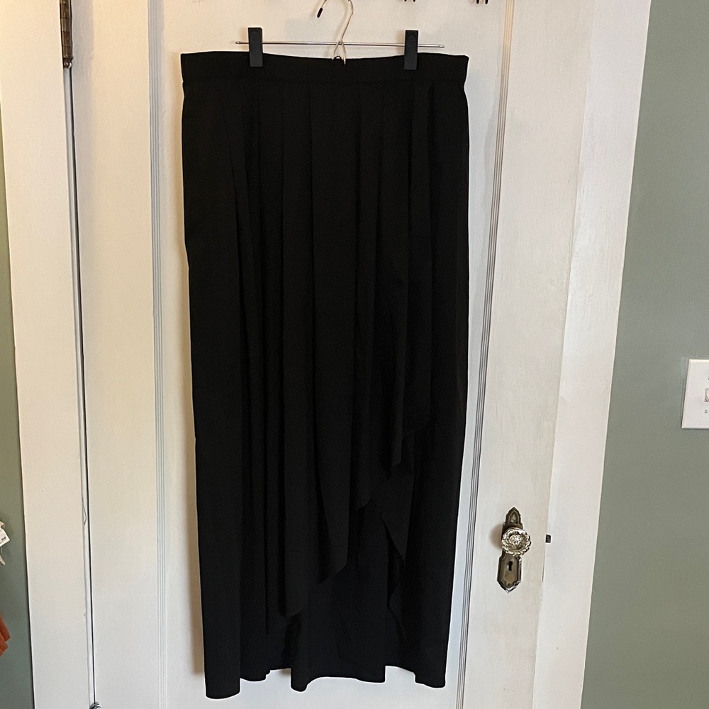Cristina Ehrlich Floor-Length Black Skirt (Women’s Large)